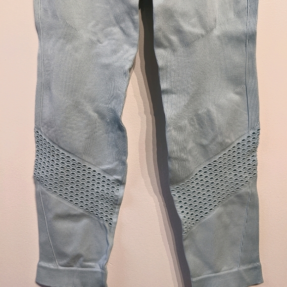 LaSenza Sport Crop Leggings - Picture 4 of 5